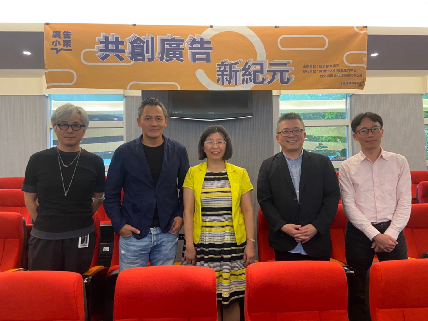 圖片替代文字