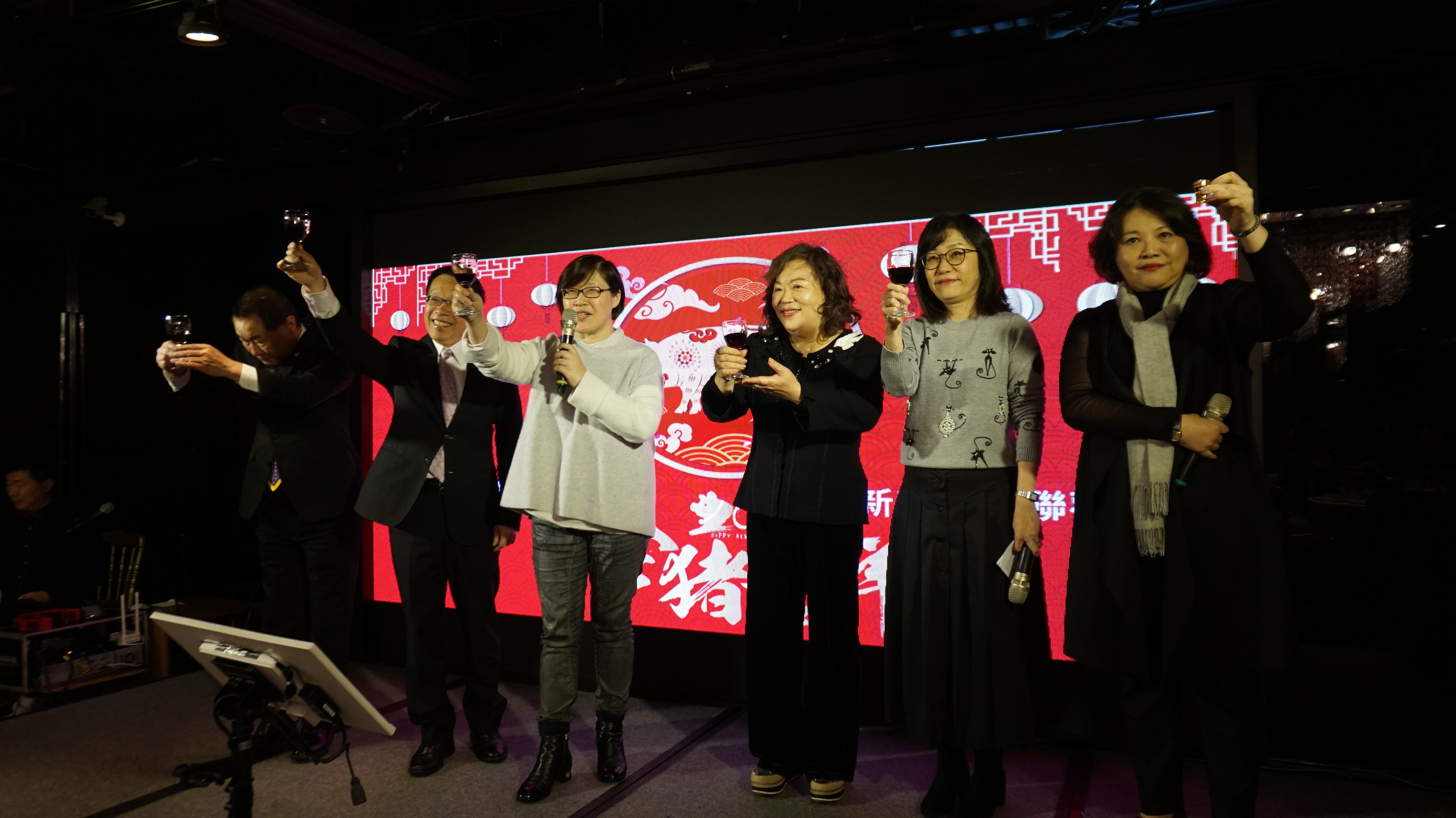 圖片替代文字